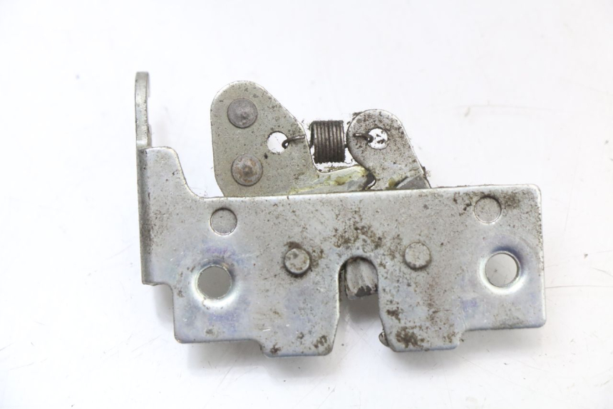 photo de SERRATURA SELLA PIAGGIO XEVO - X EVO 125 (2007 - 2017) - Dettaglio del componente