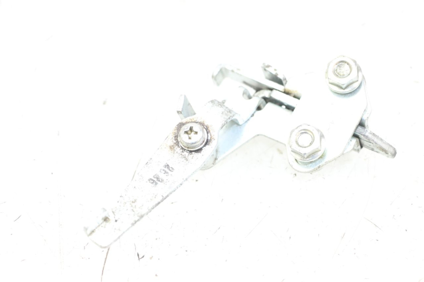 photo de SERRATURA SELLA YAMAHA FZ1 FAZER 1000 (2007 - 2009) - Primo piano tecnico