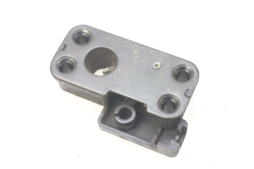 photo de SERRATURA SELLA KAWASAKI ZR7 ZR-7 S 750 (1999 - 2004) - Zoom sullo stato d'uso