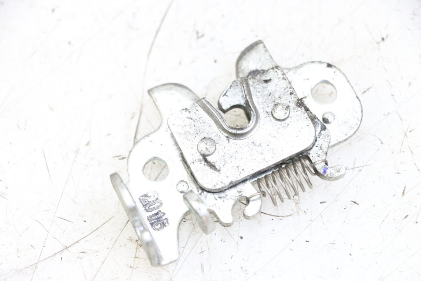 photo de SERRATURA SELLA SUZUKI ADDRESS 110 (2015 - 2020) - Dettaglio del componente