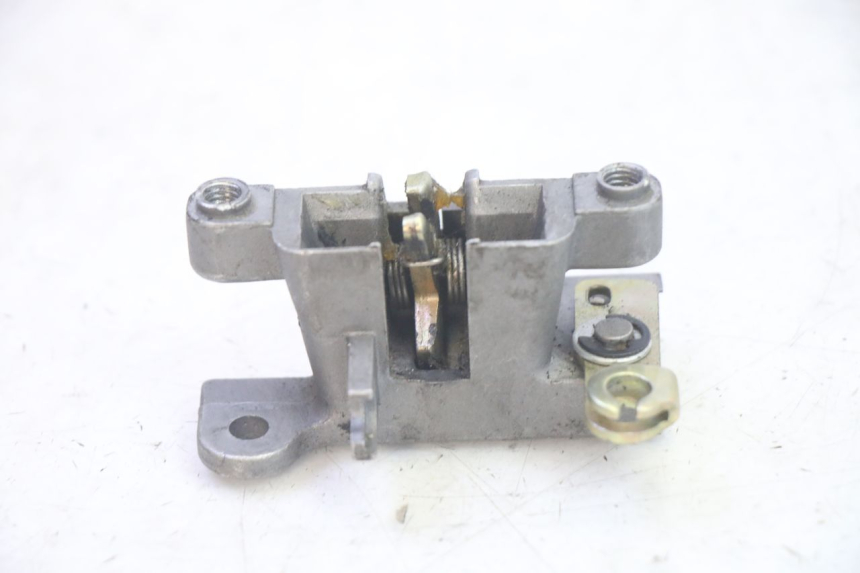 photo de SERRATURA SELLA KYMCO AGILITY 4T 50 (2018 - 2022) - Zoom sullo stato d'uso