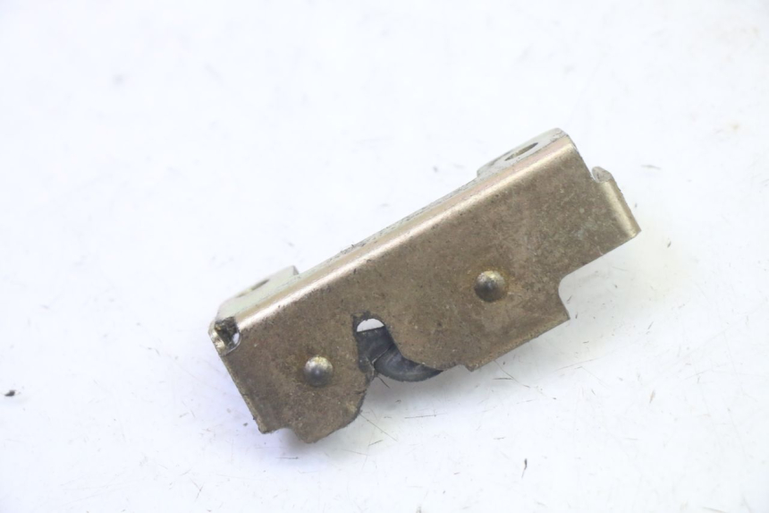 photo de SERRATURA SELLA KYMCO AGILITY NAKED RENOUVO 2T 50 (2011 - 2018) - Zoom sullo stato d'uso