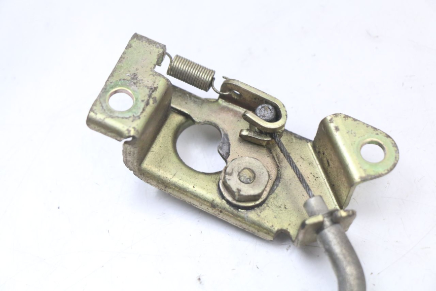 photo de SERRATURA SELLA HYOSUNG GV AQUILA 125 (2000 - 2009) - Zoom sullo stato d'uso