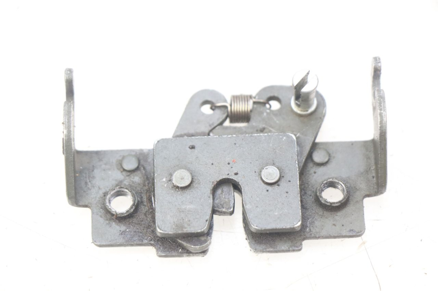 photo de SERRATURA SELLA MBK BOOSTER SPIRIT NAKED 50 (2004 - 2017) - Vista principale