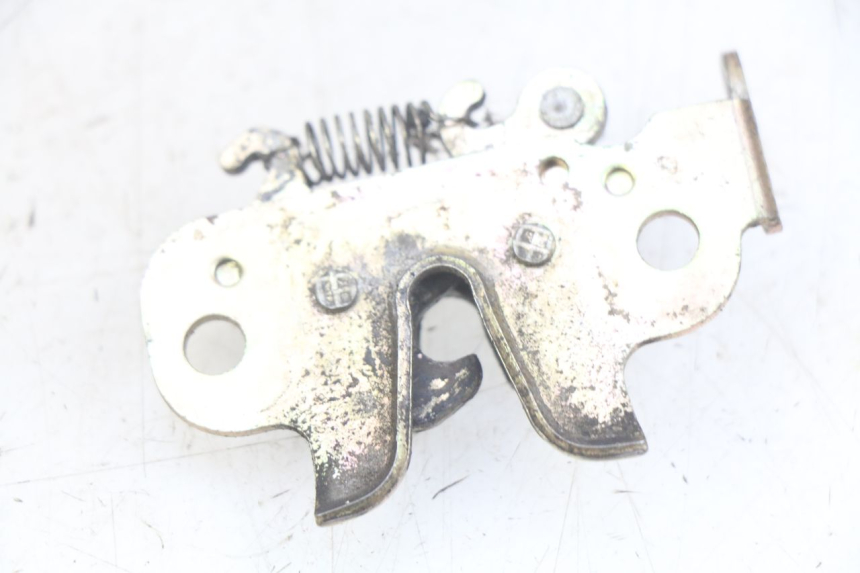 photo de SERRATURA SELLA PEUGEOT CITYSTAR 125 (2011 - 2017) - Dettaglio del componente