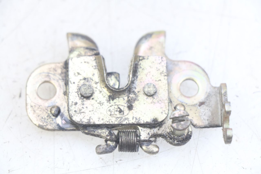 photo de SERRATURA SELLA PEUGEOT CITYSTAR 125 (2011 - 2017) - Altra angolazione