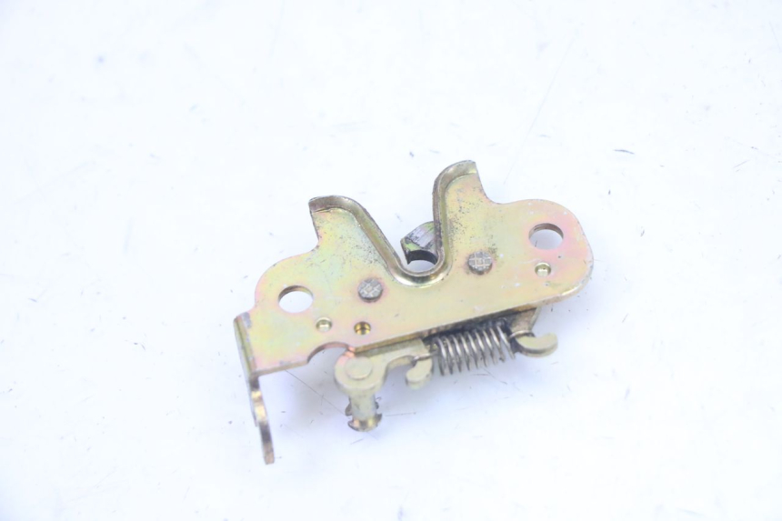 photo de SERRATURA SELLA PEUGEOT CITYSTAR 50 (2013 - 2017) - Altra angolazione