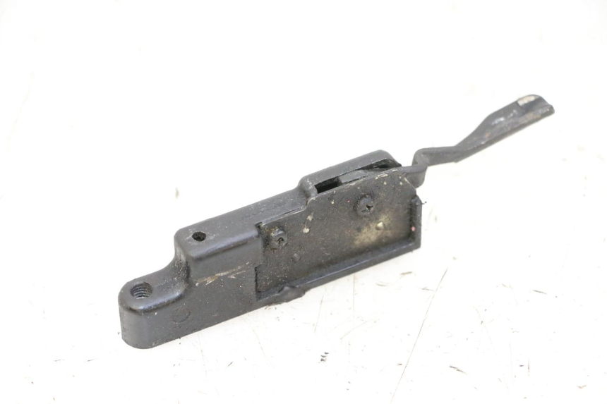 photo de SERRATURA SELLA YAMAHA FJ 36Y 1100 (1984 - 1985) - Dettaglio del componente