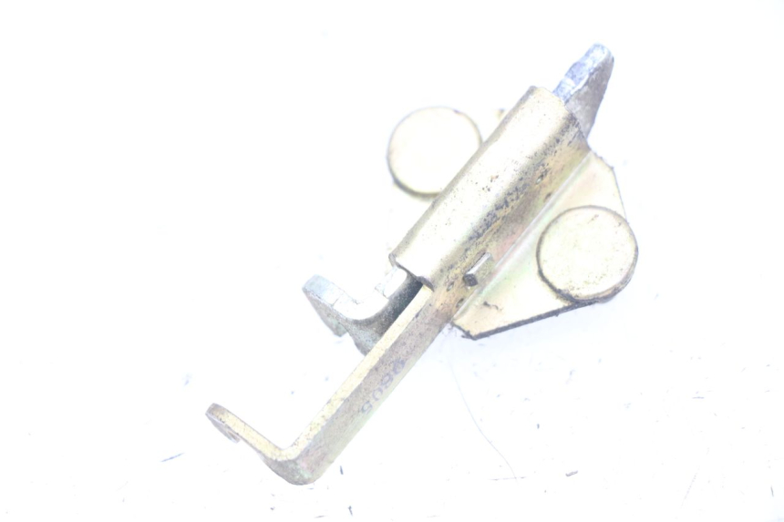 photo de SERRATURA SELLA YAMAHA FZS FAZER 600 (1998 - 2001) - Zoom sullo stato d'uso