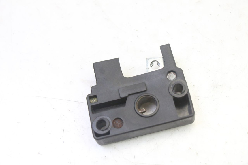 photo de SERRATURA SELLA BMW G310 R 310 (2016 - 2020) - Zoom sullo stato d'uso