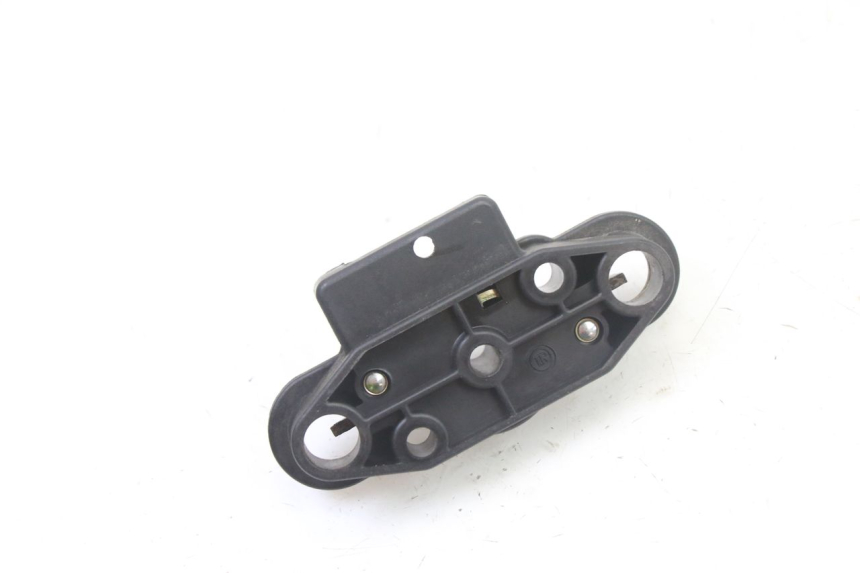 photo de SERRATURA SELLA SUZUKI GS GSE 500 (2001 - 2003) - Zoom sullo stato d'uso