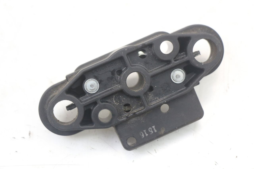 photo de SERRATURA SELLA SUZUKI GSR 750 (2011 - 2017) - Zoom sullo stato d'uso