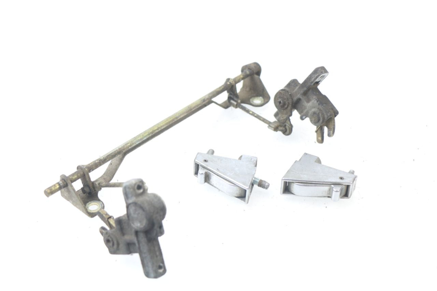 photo de Serratura sella KAWASAKI GTR 1000 (1994 - 2004) - Altra angolazione