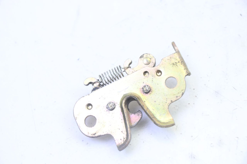 photo de SERRATURA SELLA PEUGEOT KISBEE 2T 50 (2010 - 2017) - Zoom sullo stato d'uso