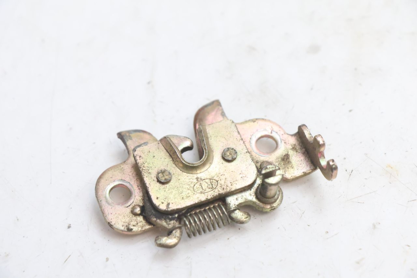 photo de SERRATURA SELLA PEUGEOT KISBEE 4T 50 (2010 - 2017) - Dettaglio del componente