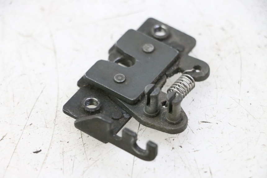 photo de SERRATURA SELLA PIAGGIO MP3 500 (2011 - 2015) - Dettaglio del componente