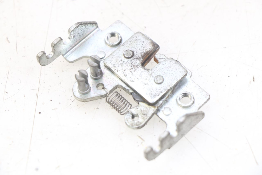 photo de SERRATURA SELLA GILERA NEXUS 125 (2007 - 2009) - Dettaglio del componente