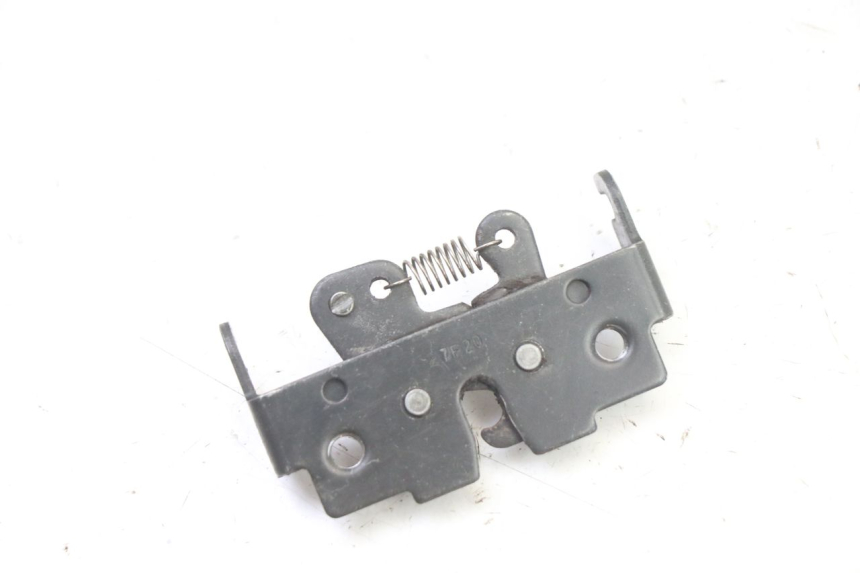 photo de SERRATURA SELLA PIAGGIO NRG POWER PUREJET 50 (2018 - 2021) - Zoom sullo stato d'uso