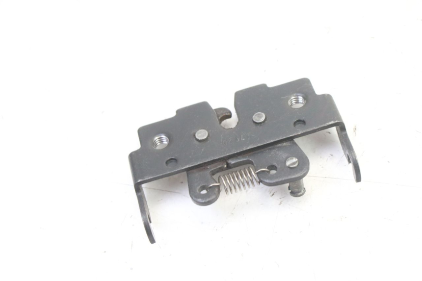 photo de SERRATURA SELLA PIAGGIO NRG POWER PUREJET 50 (2018 - 2021) - Altra angolazione