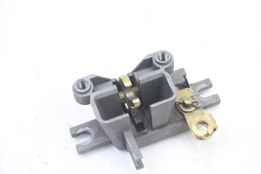 photo de SERRATURA SELLA SYM ORBIT III 3 4T 50 (2021 - 2025) - Dettaglio del componente