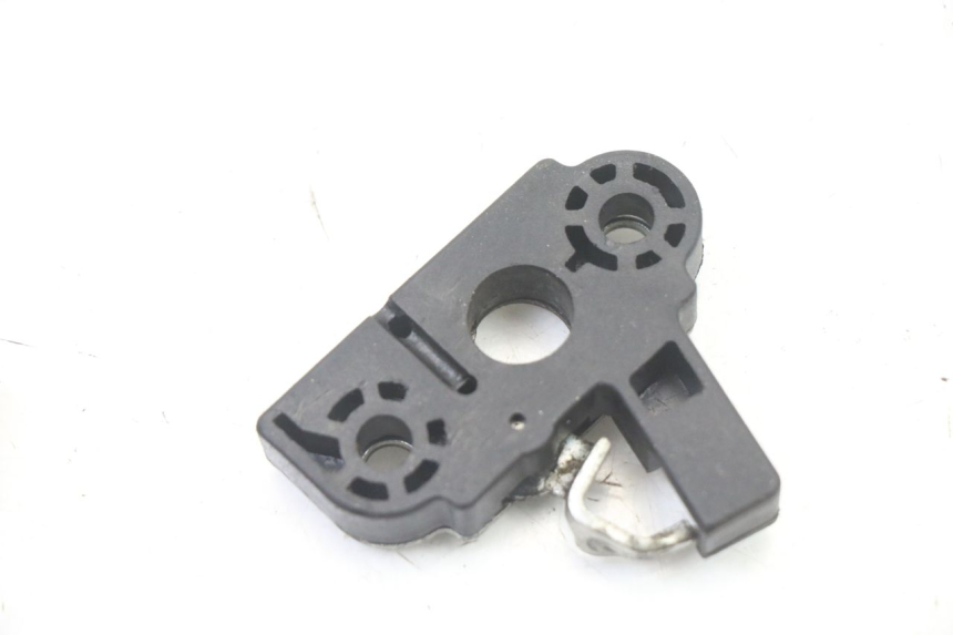 photo de SERRATURA SELLA MBK OVETTO 4T 50 (2008 - 2016) - Zoom sullo stato d'uso