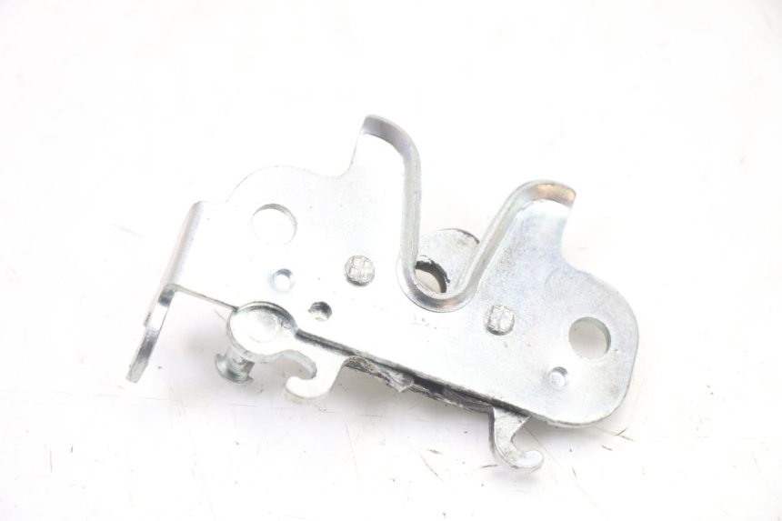 photo de SERRATURA SELLA PEUGEOT KISBEE 4T 50 (2018 - 2022) - Zoom sullo stato d'uso