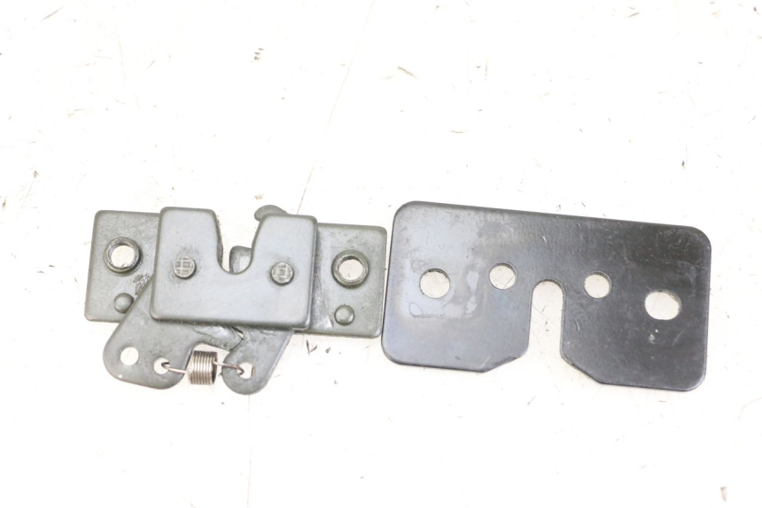 photo de Serratura sella PEUGEOT SATELIS 125 (2013 - 2018) - Vista principale