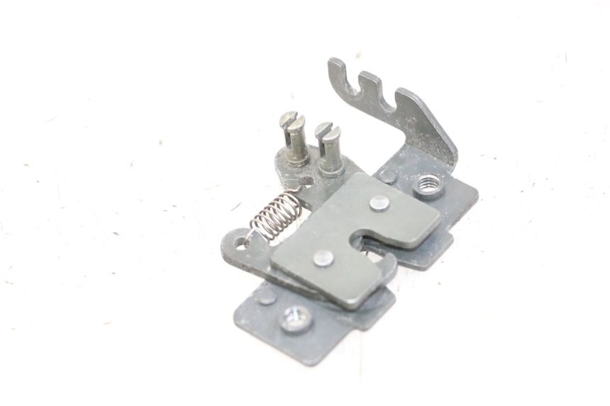 photo de SERRATURA SELLA PIAGGIO MP3 LT 400 (2007 - 2012) - Dettaglio del componente