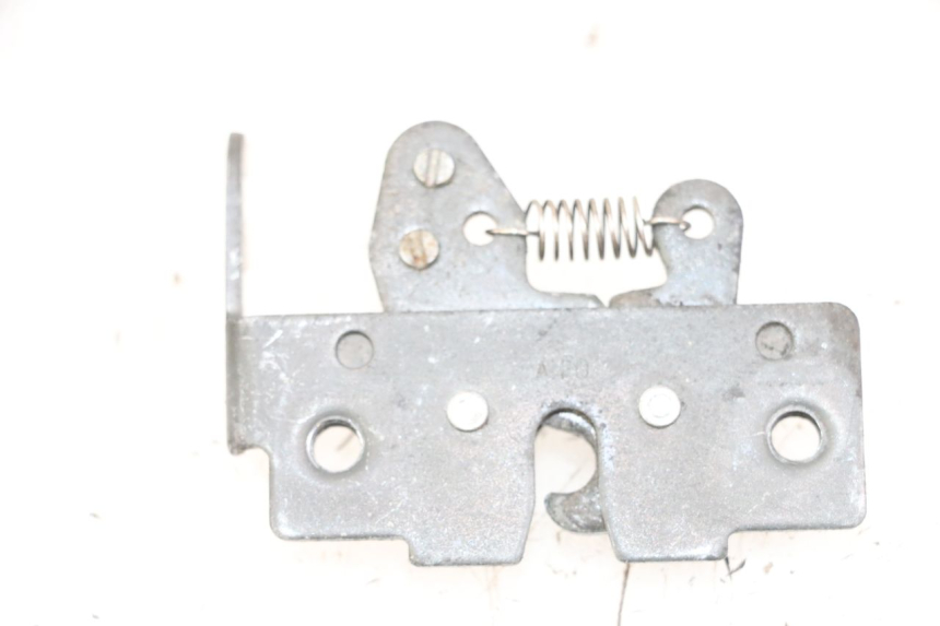 photo de SERRATURA SELLA PIAGGIO MP3 LT 400 (2007 - 2012) - Zoom sullo stato d'uso