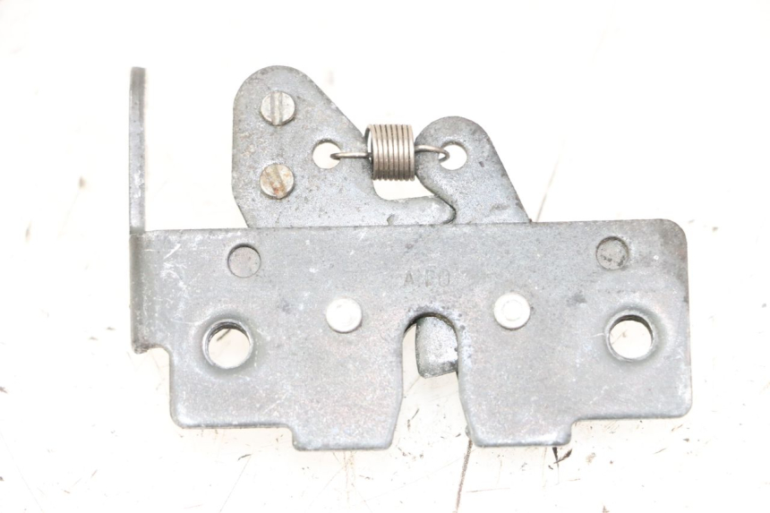 photo de SERRATURA SELLA PIAGGIO MP3 LT 400 (2007 - 2012) - Altra angolazione