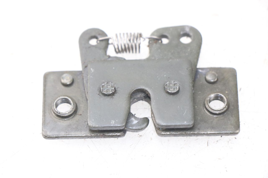 photo de Serratura sella PEUGEOT SATELIS 125 (2013 - 2018) - Vista principale