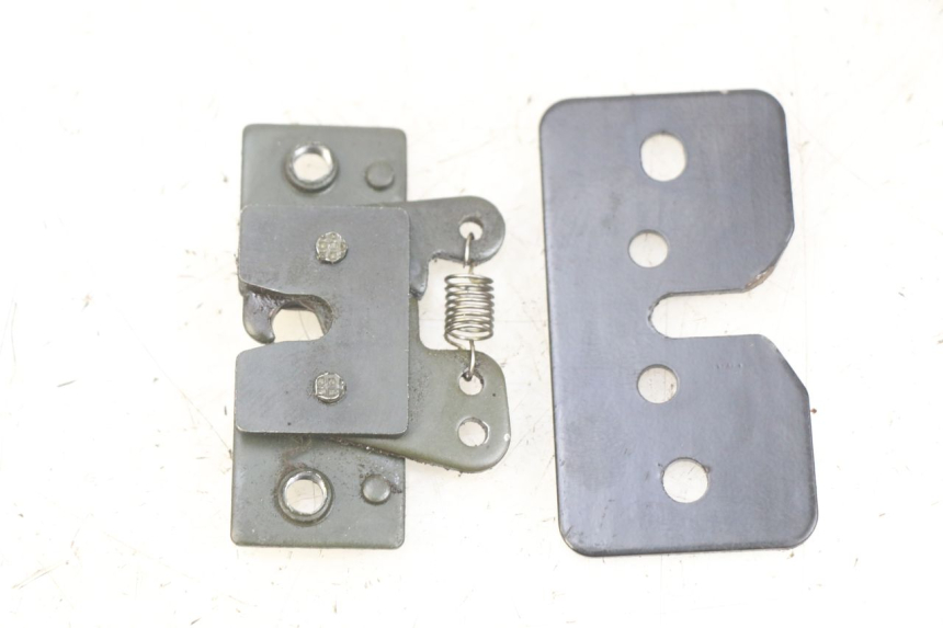 photo de SERRATURA SELLA PEUGEOT SATELIS 125 (2010 - 2012) - Dettaglio del componente