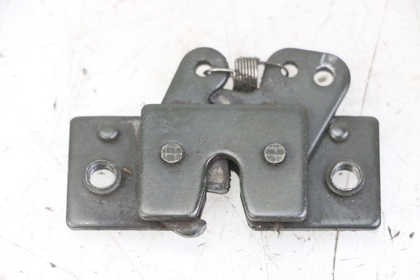 photo de Serratura sella PEUGEOT SATELIS 125 (2013 - 2018) - Dettaglio del componente