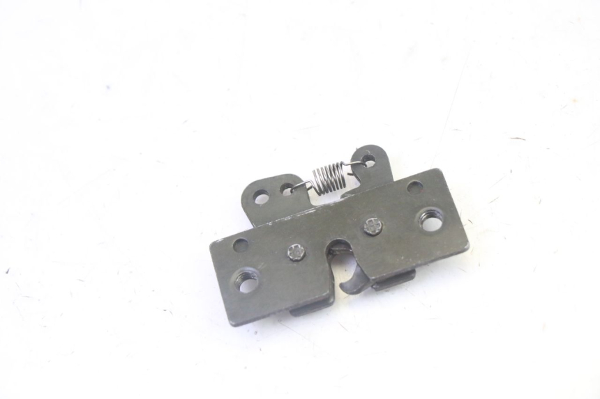 photo de Serratura sella PEUGEOT SATELIS 125 (2013 - 2018) - Altra angolazione