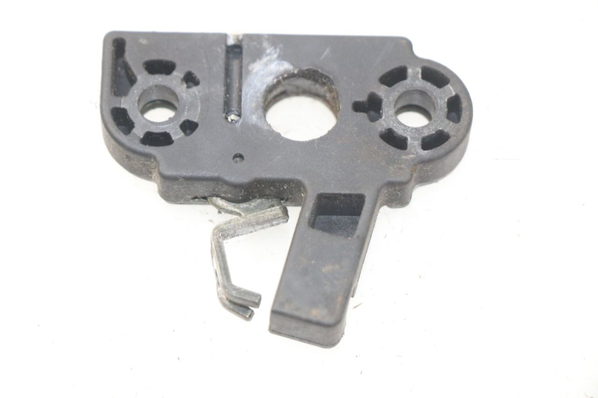 photo de Serratura sella MBK SKYLINER 125 (2004 - 2007) - Zoom sullo stato d'uso