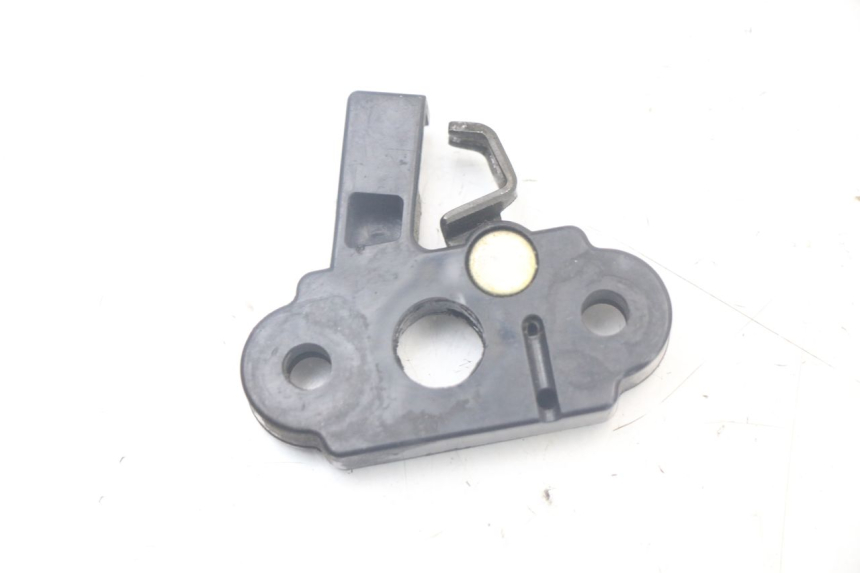 photo de SERRATURA SELLA TRIUMPH SPEED TRIPLE T301 900 (1994 - 1996) - Zoom sullo stato d'uso