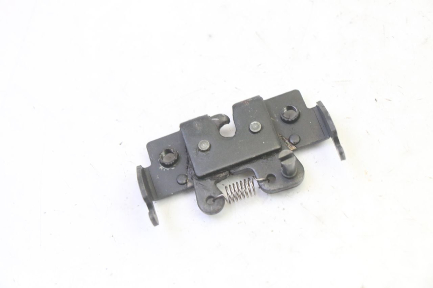 photo de SERRATURA SELLA APRILIA SR R 2T LC 50 (2018 - 2021) - Dettaglio del componente