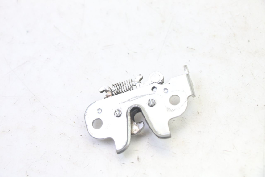 photo de SERRATURA SELLA PEUGEOT STREETZONE I 2T 50 (2018 - 2020) - Zoom sullo stato d'uso