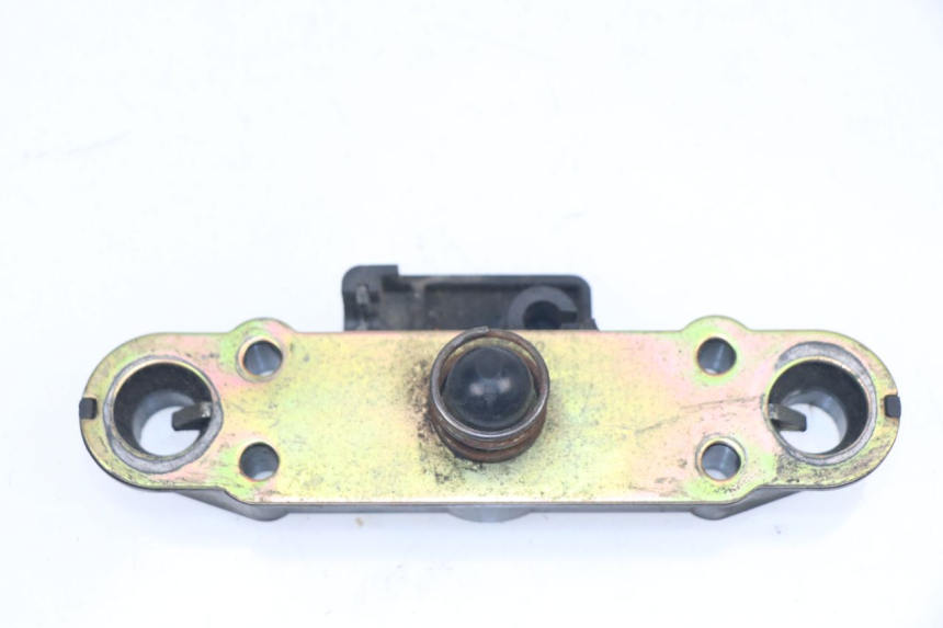 photo de SERRATURA SELLA SUZUKI XF FREEWIND 650 (1997 - 2003) - Zoom sullo stato d'uso