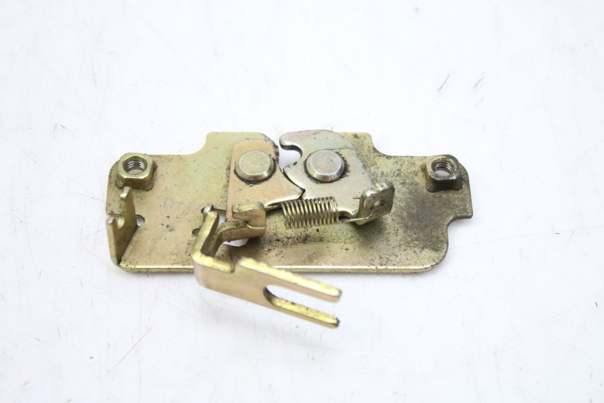 photo de SERRATURA SELLA PEUGEOT TWEET 125 (2010 - 2017) - Primo piano tecnico