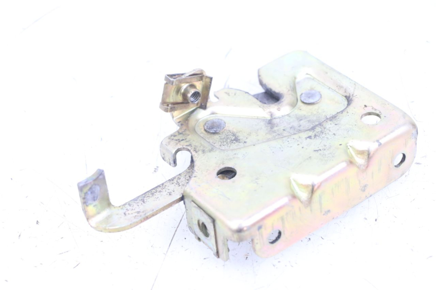 photo de SERRATURA SELLA PIAGGIO TYPHOON 80 (1994 - 1997) - Dettaglio del componente