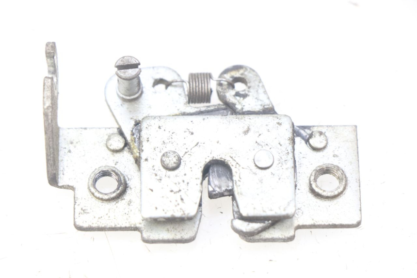 photo de SERRATURA SELLA YAMAHA XMAX X-MAX 125 (2006 - 2009) - Vista principale