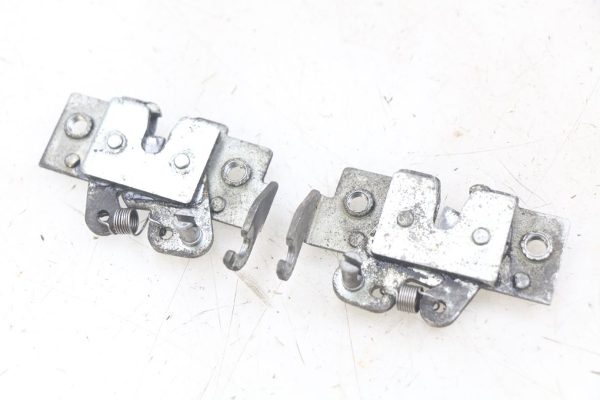 photo de SERRATURA SELLA YAMAHA X-MAX XMAX 250 (2006 - 2009) - Vista principale