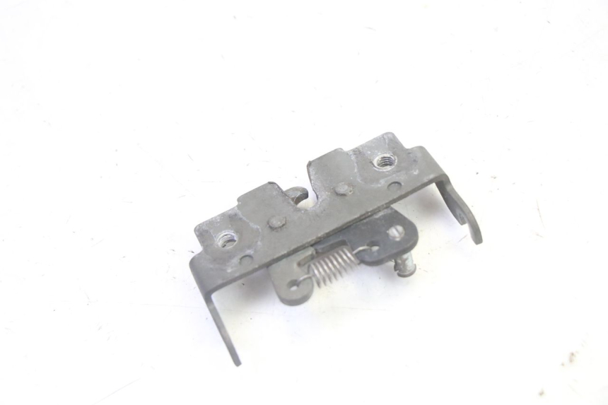 photo de SERRATURA SELLA YAMAHA X-MAX XMAX 125 (2010 - 2013) - Altra angolazione