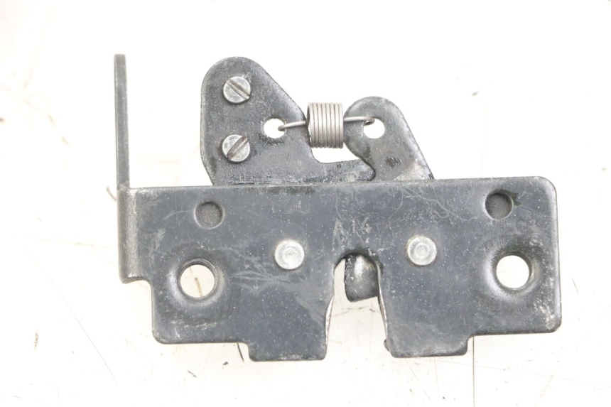 photo de SERRATURA SELLA PIAGGIO X10 125 (2012 - 2017) - Dettaglio del componente