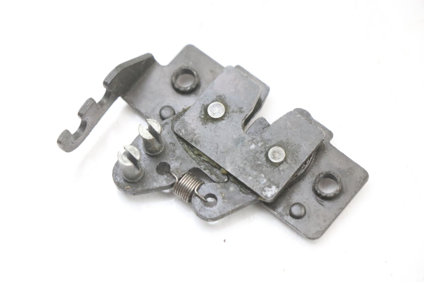 photo de SERRATURA SELLA PIAGGIO XEVO - X EVO 125 (2007 - 2017) - Dettaglio del componente