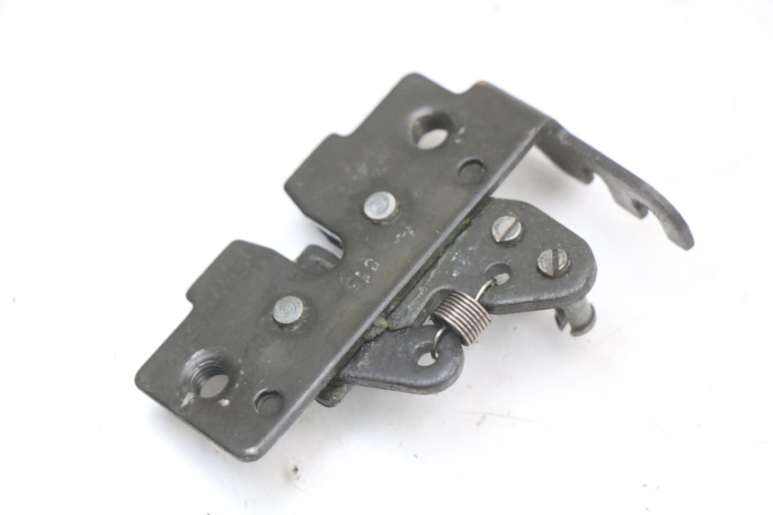 photo de SERRATURA SELLA PIAGGIO XEVO - X EVO 125 (2007 - 2017) - Altra angolazione