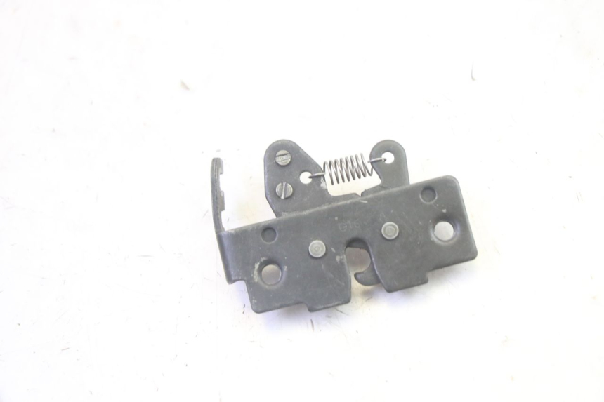 photo de SERRATURA SELLA PIAGGIO XEVO - X EVO 125 (2007 - 2017) - Zoom sullo stato d'uso