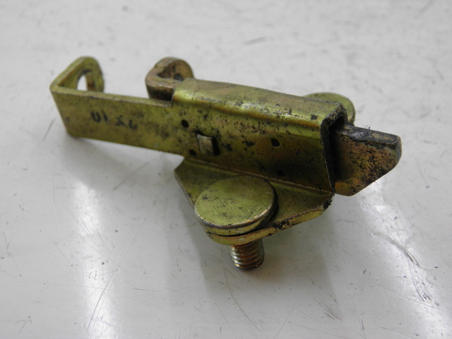 photo de SERRATURA SELLA YAMAHA FZS FAZER 1000 (2003 - 2005) - Zoom sullo stato d'uso