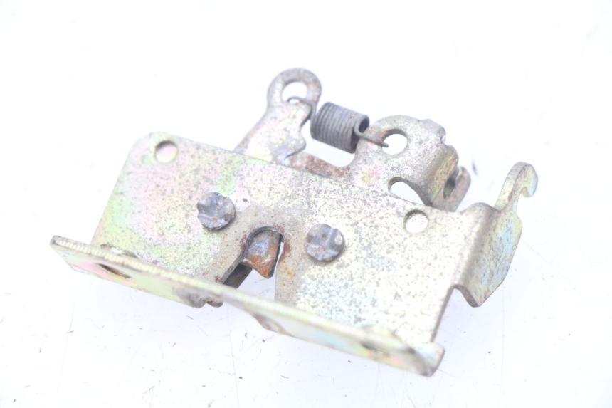 photo de SERRATURA SELLA YAMASAKI YM T 125 (2015 - 2020) - Zoom sullo stato d'uso